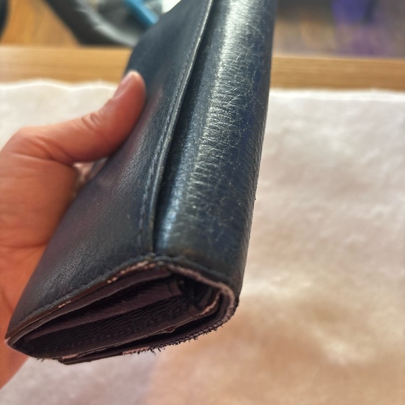 Michael Kors Blue Wallet and Coach Cream Tan Wallet project bundle - Picture 14 of 17